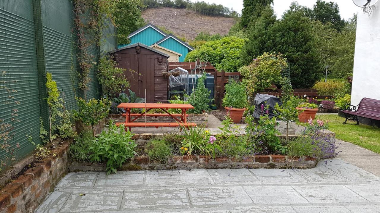 The Curling Pond, Dalmally Road, إنفيراري المظهر الخارجي الصورة